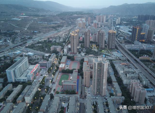 黃河之畔的工業脊梁 從三線建設到未來，蘭州承載的西北工業精華與數據時代新使命